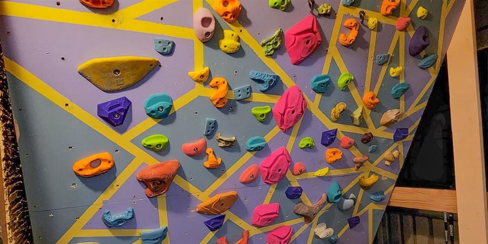 Crimp Grips 101: Crimp Like a Pro Climber